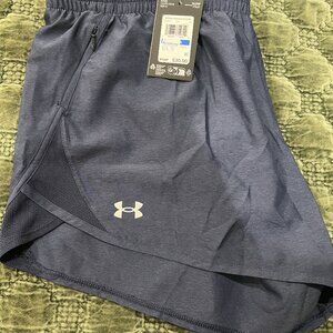 Womens XL Under Armour Shorts NWT